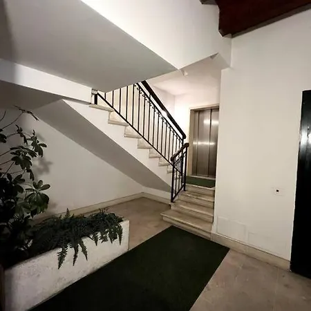 Raffinato E Silenzioso Nel Cuore Di Vicenza